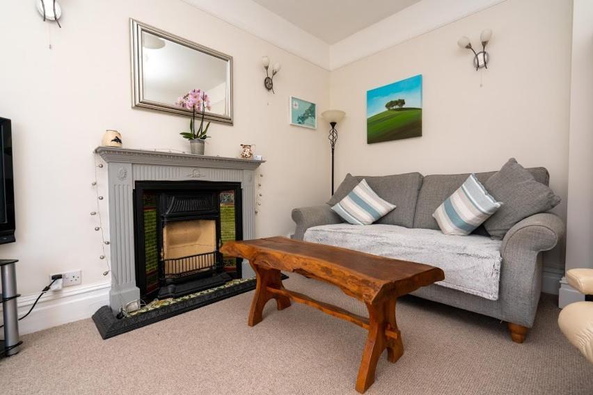 Brookdale House Holiday home *