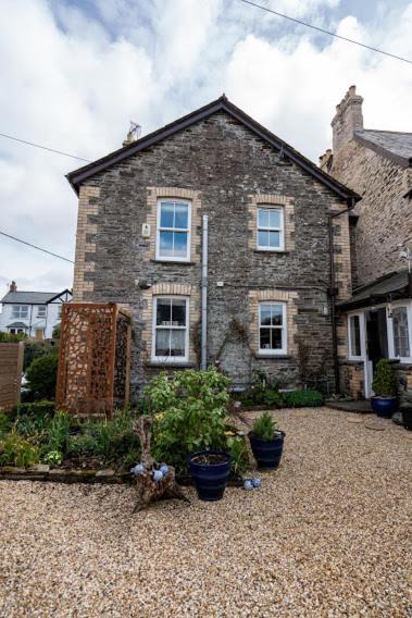 Brookdale House Holiday home *