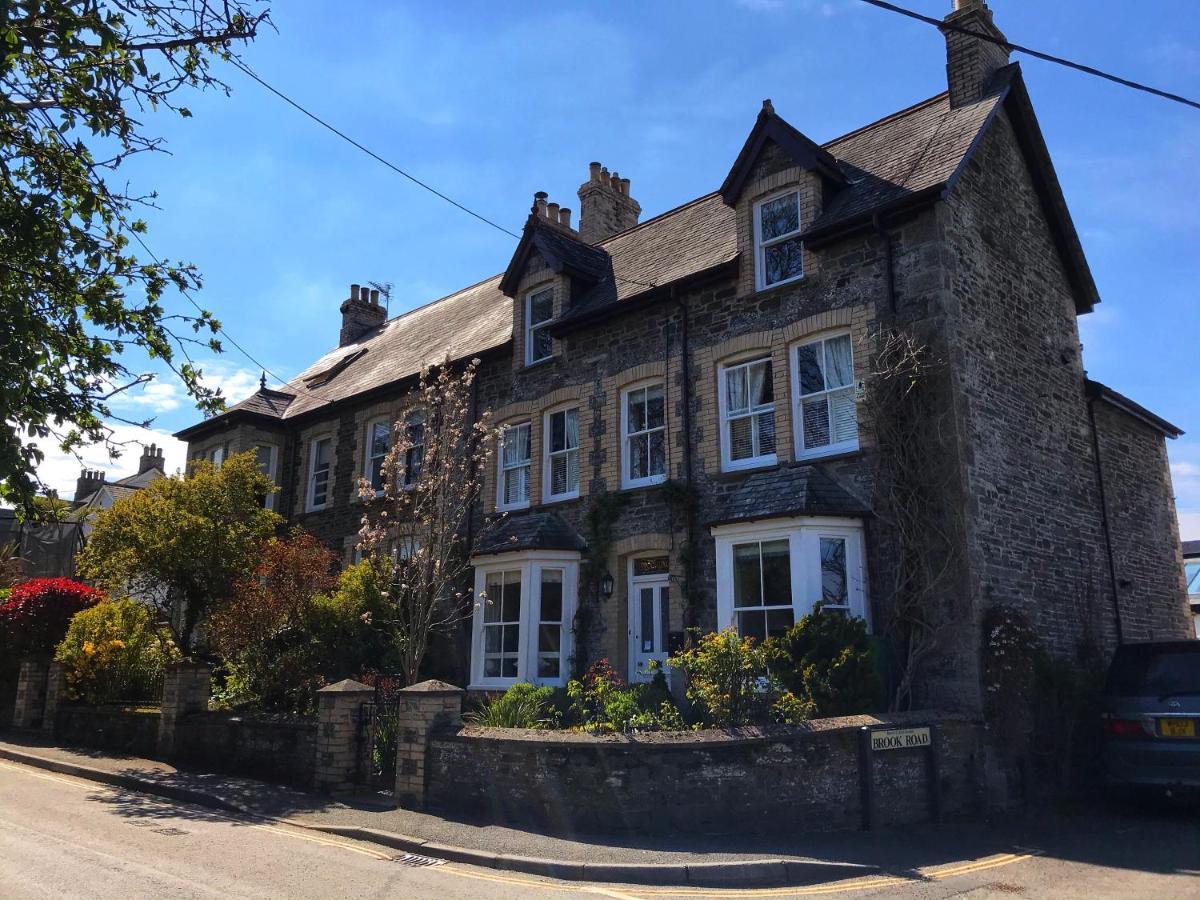 Brookdale House Holiday home *